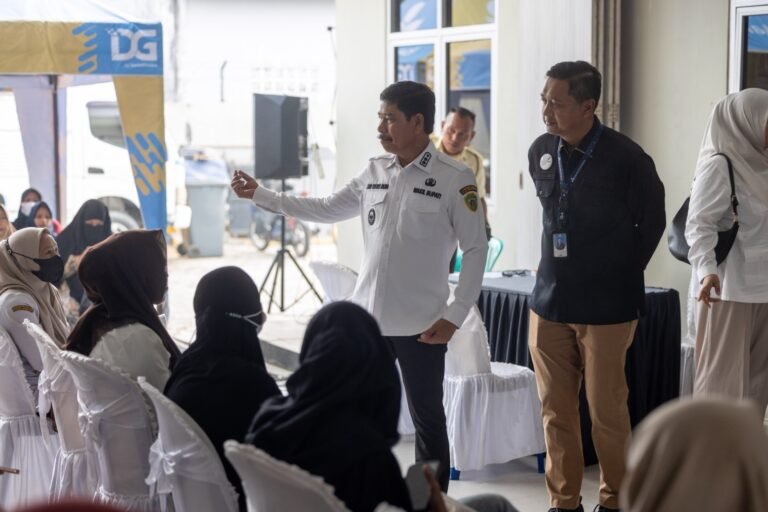 Wabup PPU Pantau Penyaluran Kartu Penajam Cerdas, 5.600 Siswa Jadi Sasaran